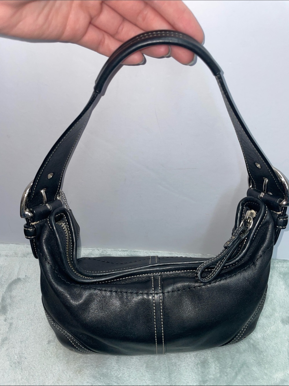 Vintage Coach ‘Soho’ Mini Hobo - Picture 2 of 11